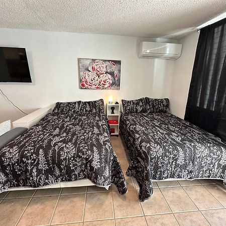 איזבלה Beachfront Studio Apt W/ Full Kitchen & Pool מראה חיצוני תמונה